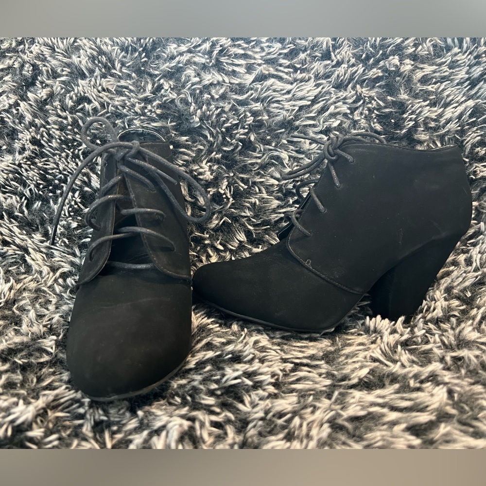 Booties - Picture 3 of 4